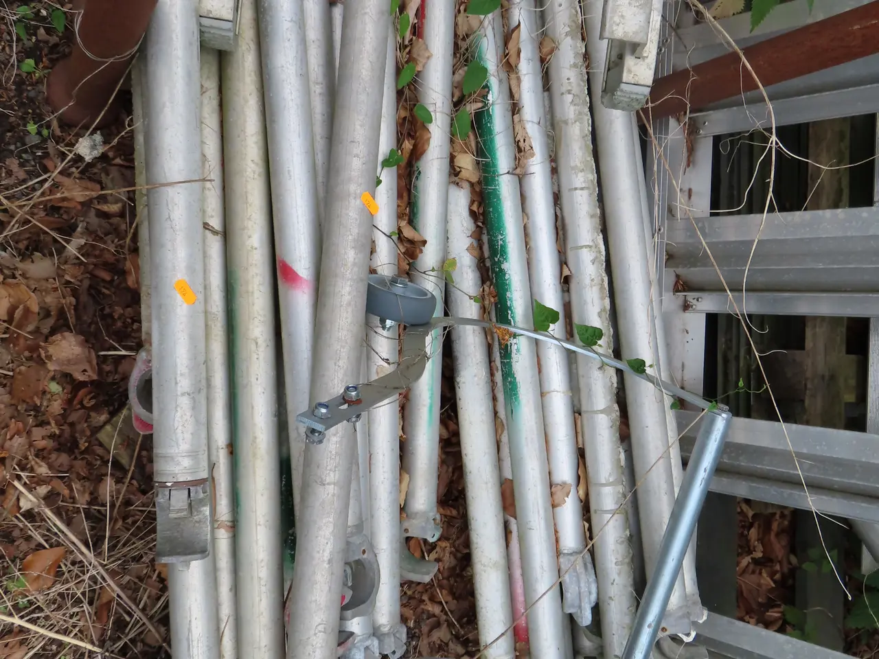Billede 5 - Barrel med stilladsdele JUMBO