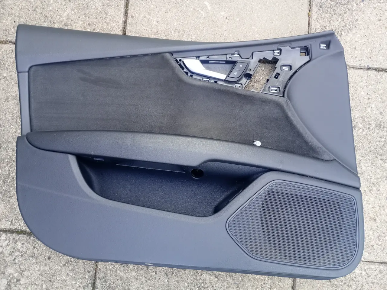 Billede 2 - Audi A7-C7 Alcantara dørbeklædning