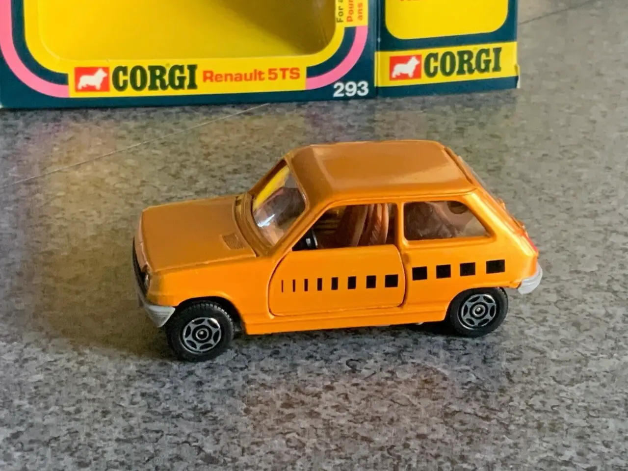 Billede 1 - Corgi Toys No. 293 Renault 5 TS, scale 1:36