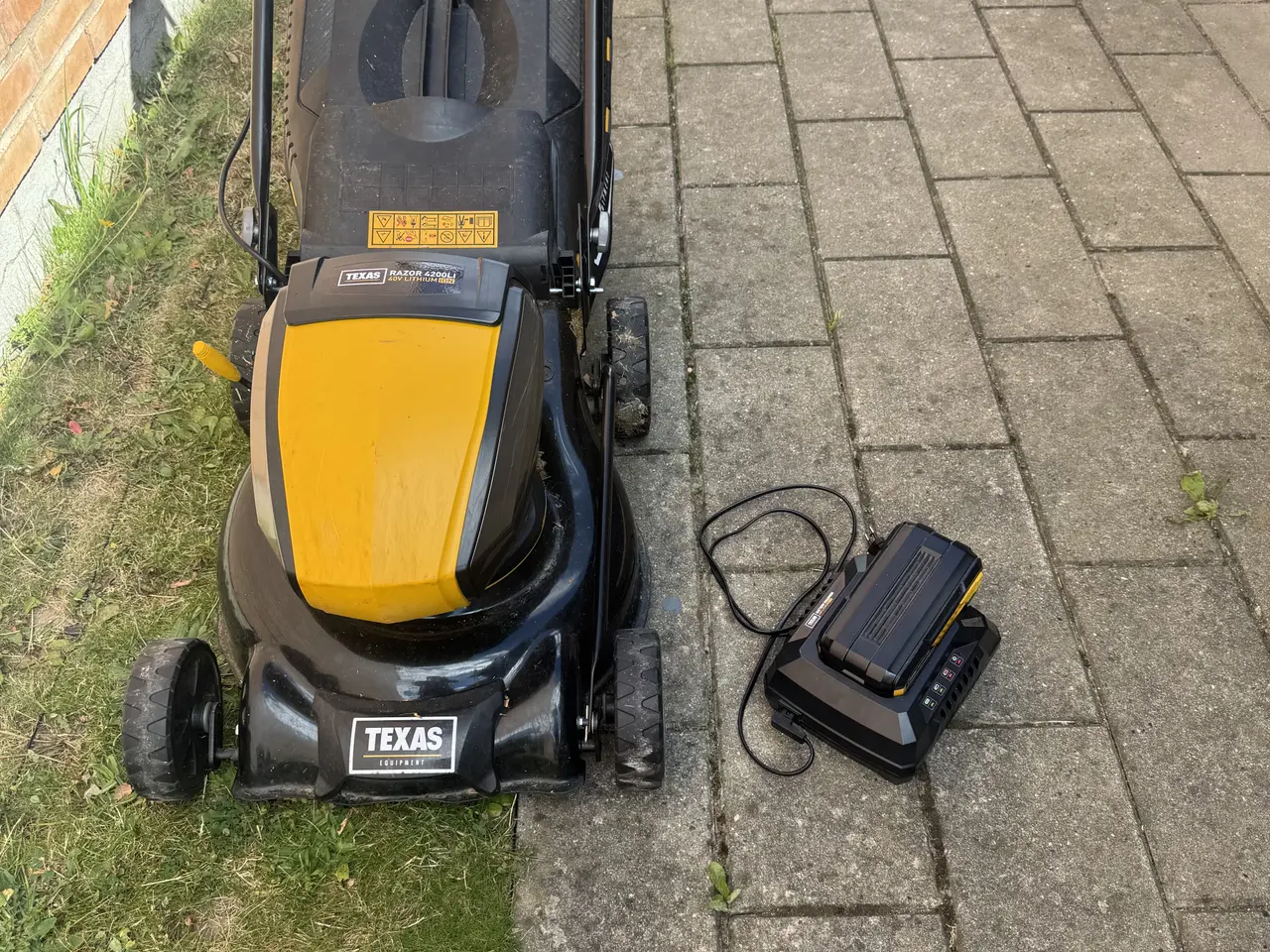 Billede 2 - Texas Razor 4200Li batteri-plæneklipper