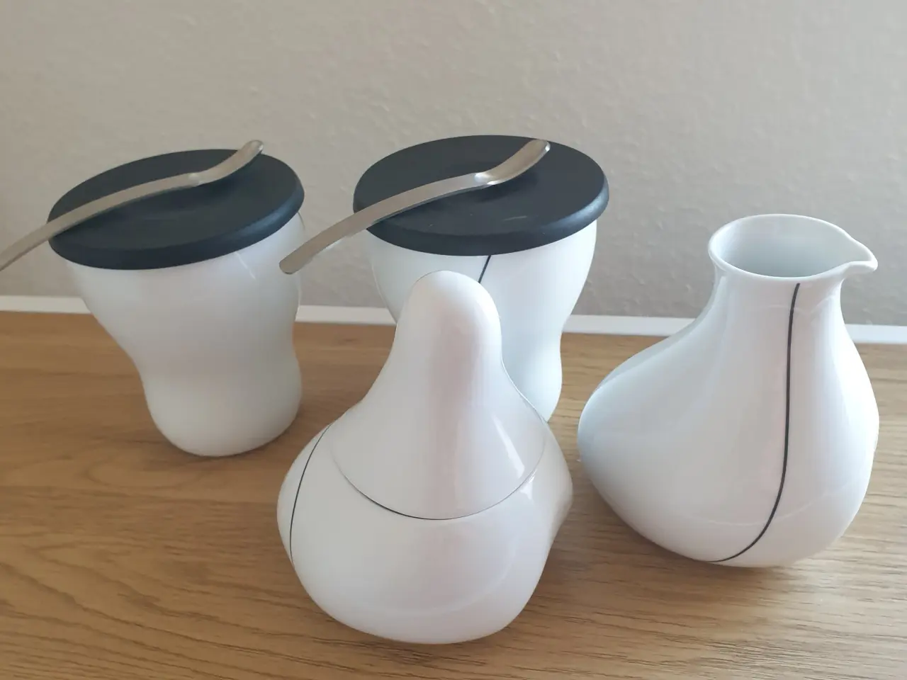 Billede 1 - Menu Kaffekrus, Sukkerskål, Flødekande 