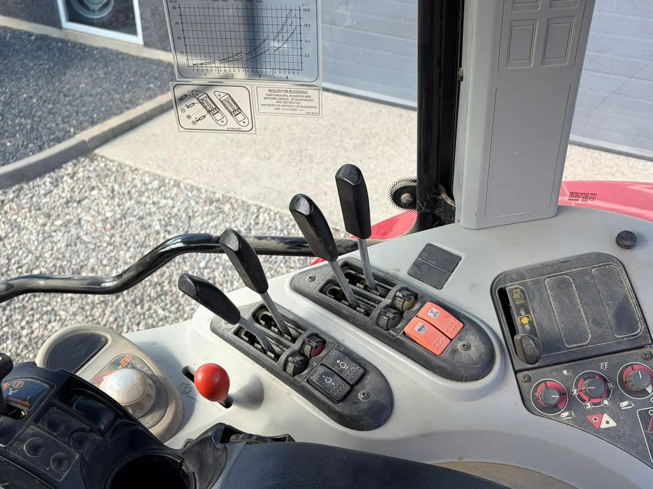 Billede 4 - Massey Ferguson 6480 Dyna 6 med frontlift Meget Veldholdt