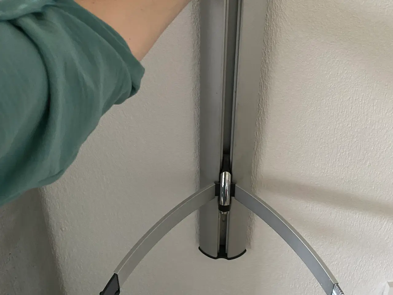 Billede 1 - Holder til dvd eller lignende 