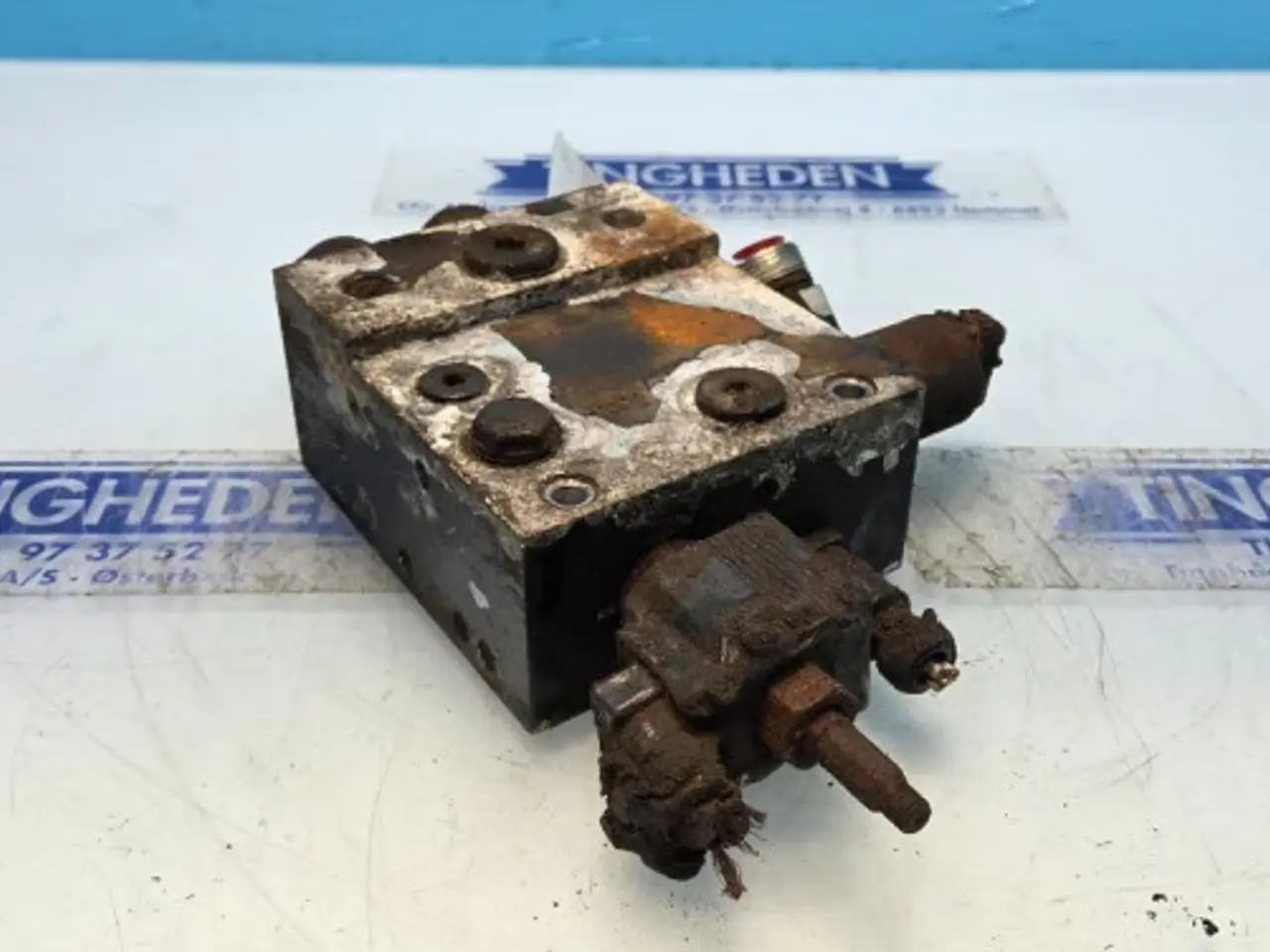 Billede 3 - New Holland T7.315 Hydraulikventil 47858109