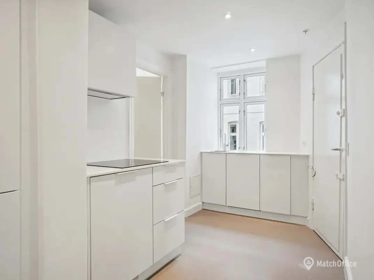 Billede 10 - Lyst lejemål med ekstra lagerplads på Nørrebro