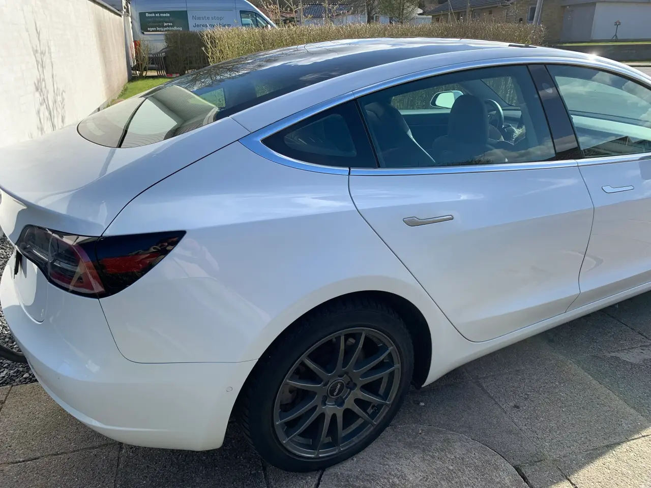 Billede 1 - Tesla 3 Standard Range Plus 4dr Fixed Ratio