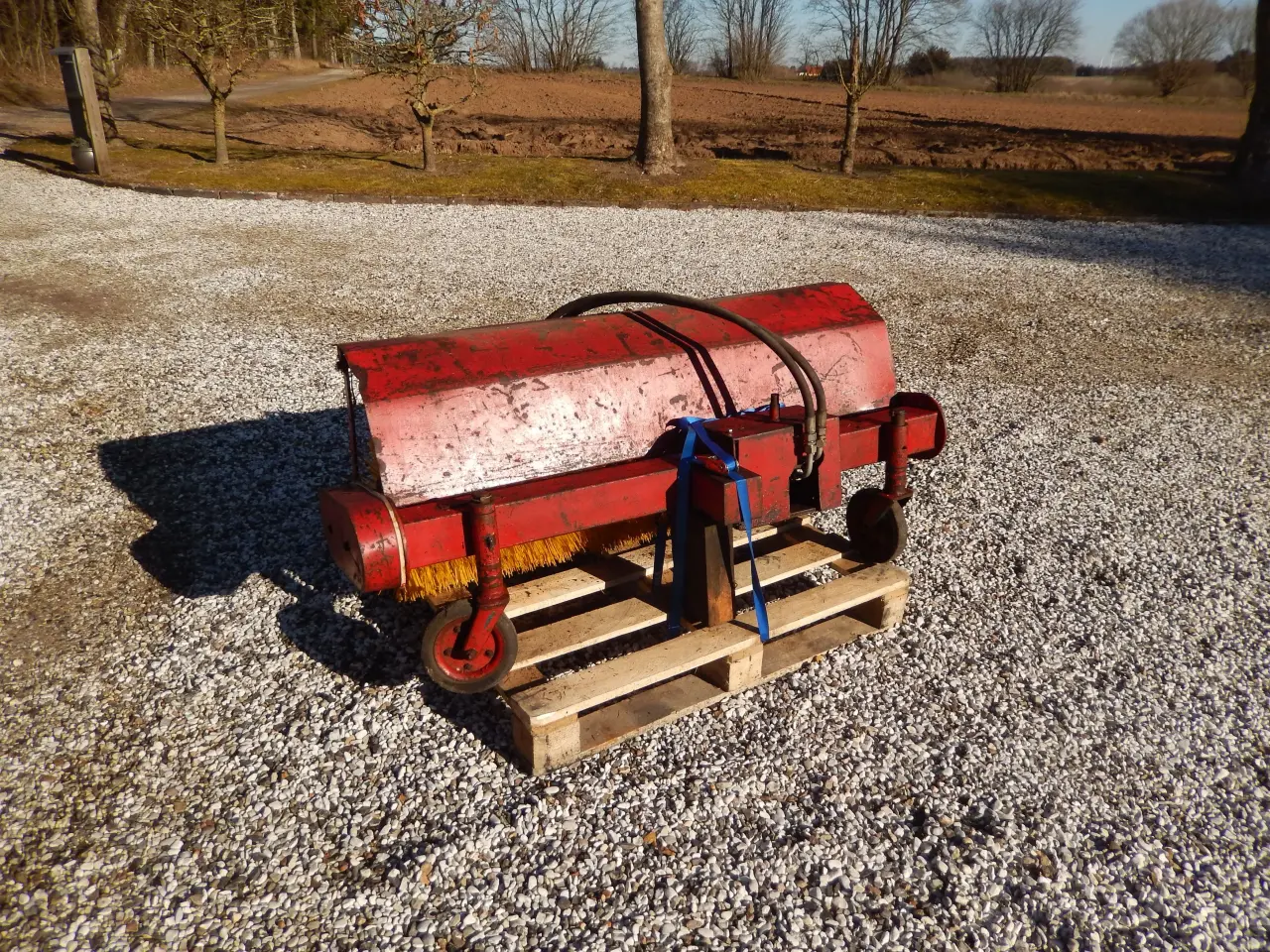 Billede 2 - Fejekost hydraulisk