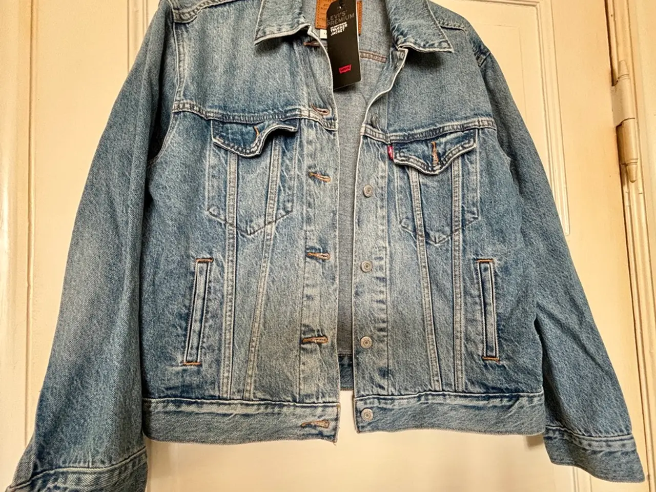 Billede 1 - Levi's, blå cowboyjakke, str M