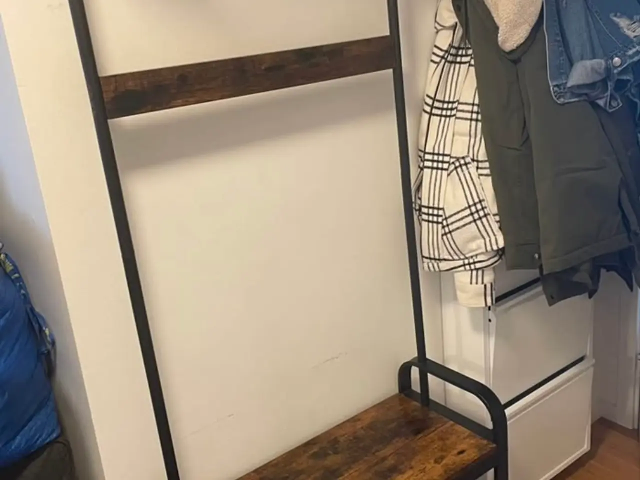 Billede 2 - Coat rack with shoe storage 