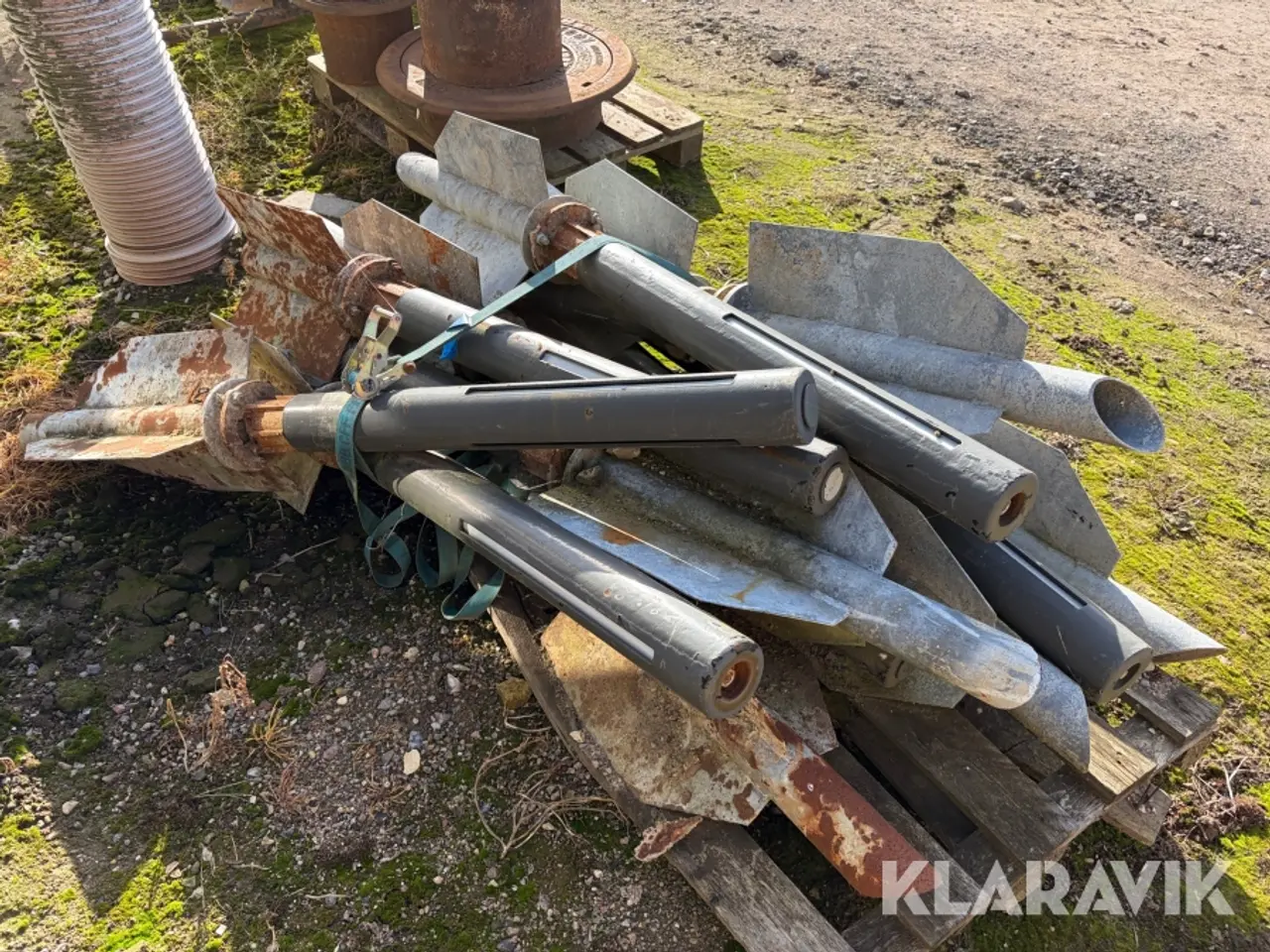 Billede 2 - Jernstolper 9 styk