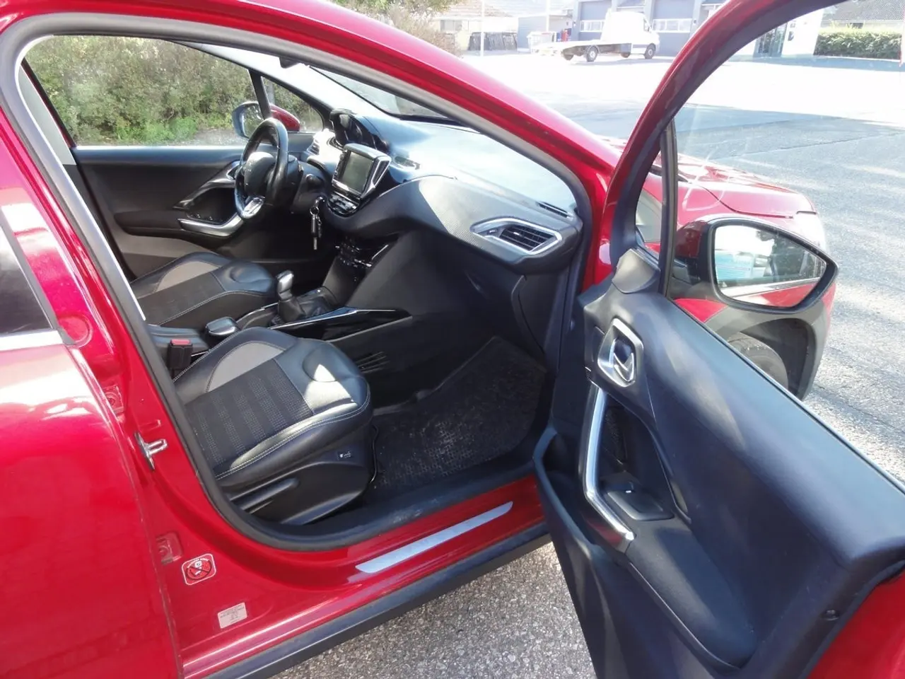 Billede 4 - Peugeot 2008 1,6 BlueHDi 100 Allure