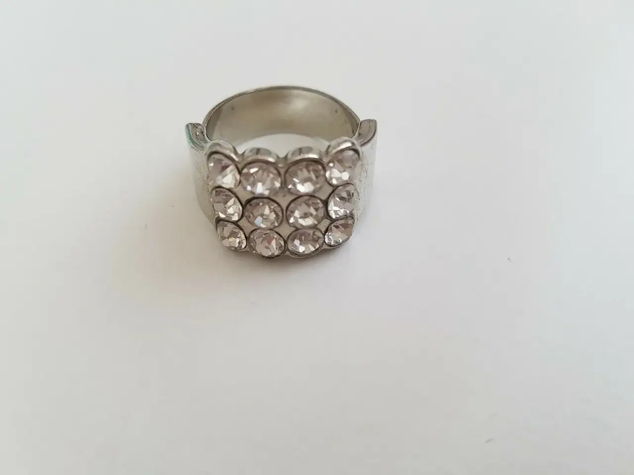 Billede 1 - ring LBVYR (Yves Rocher)