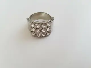 ring LBVYR (Yves Rocher)