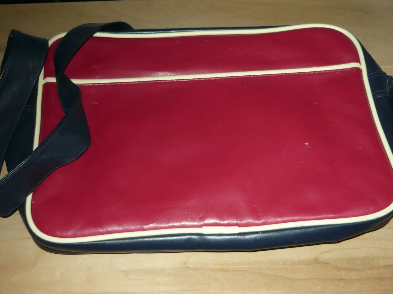 Billede 2 - ORIGINAL "Vespa" Skuldertaske