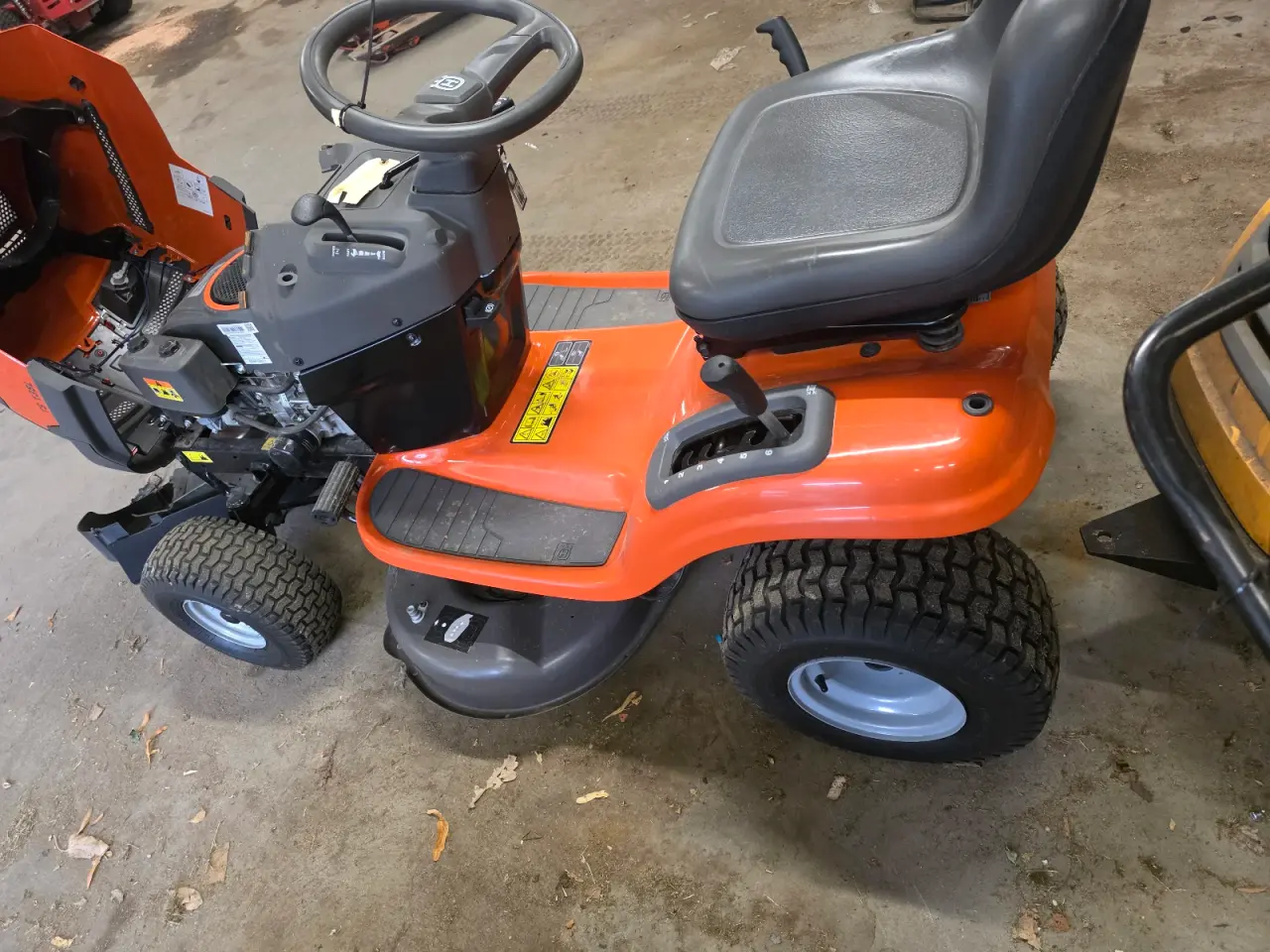 Billede 3 - Havetraktor Husqvarna TS138L