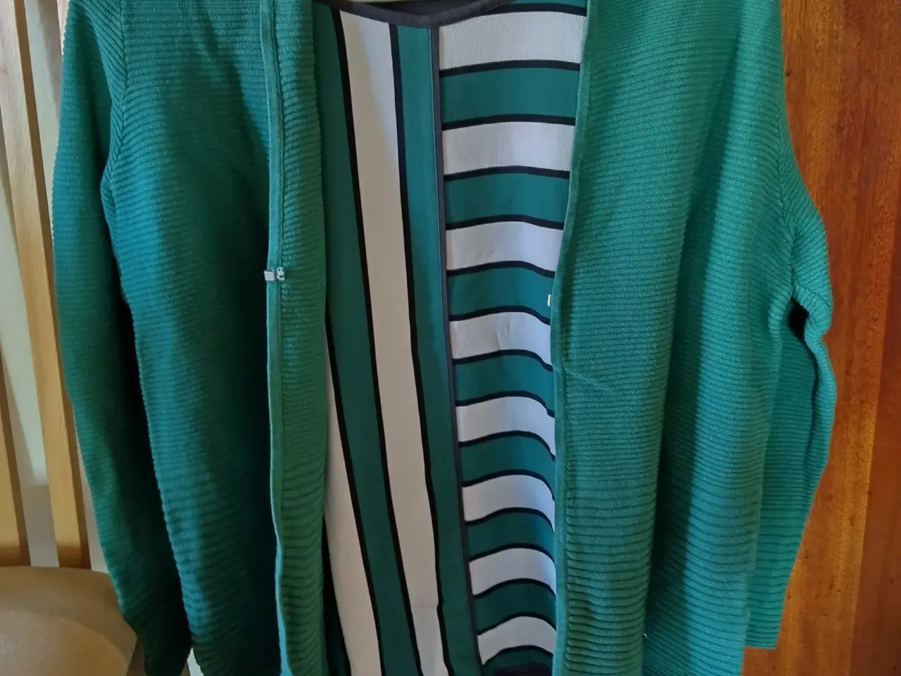 Billede 1 - Cardigan og bluse