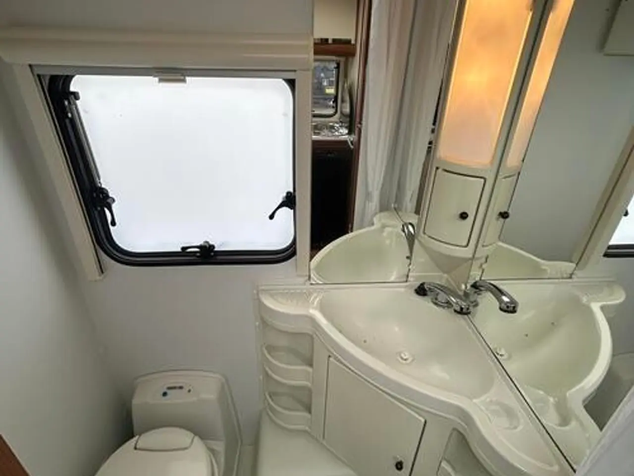 Billede 7 - Adria Adora 563 PU