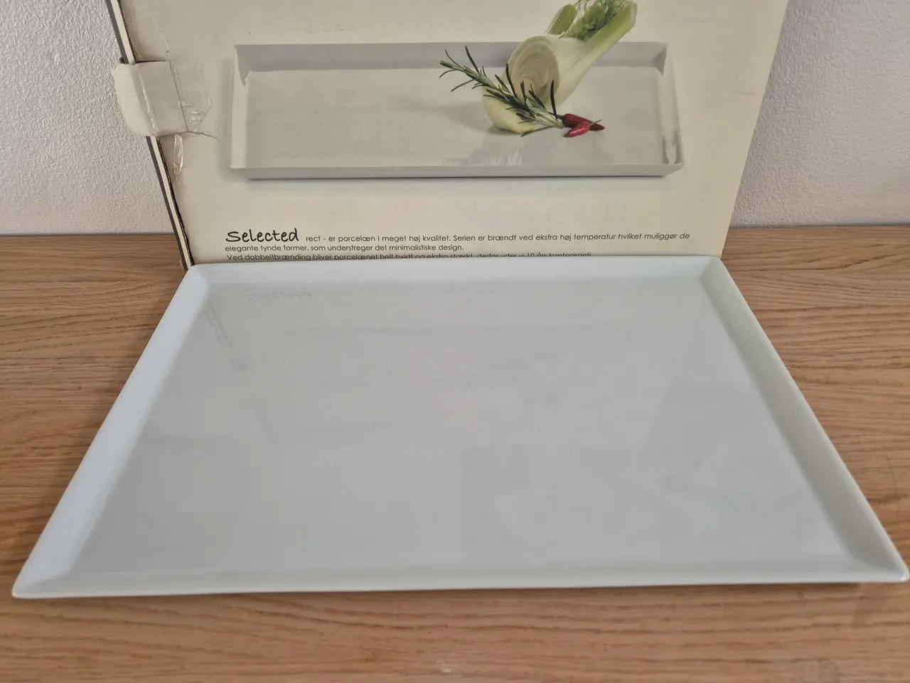 Billede 1 - NYT Serveringsfad Selected Porcelæn 46x30 cm,