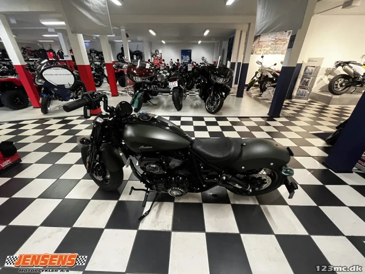 Billede 5 - Indian Chief Bobber Dark Horse