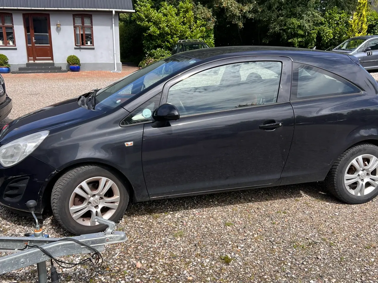 Billede 2 - Opel Corsa 1,0 - billig til salg