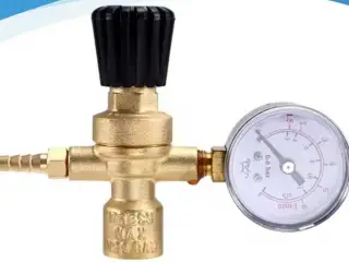2 stk engangs regulator med manometer m10