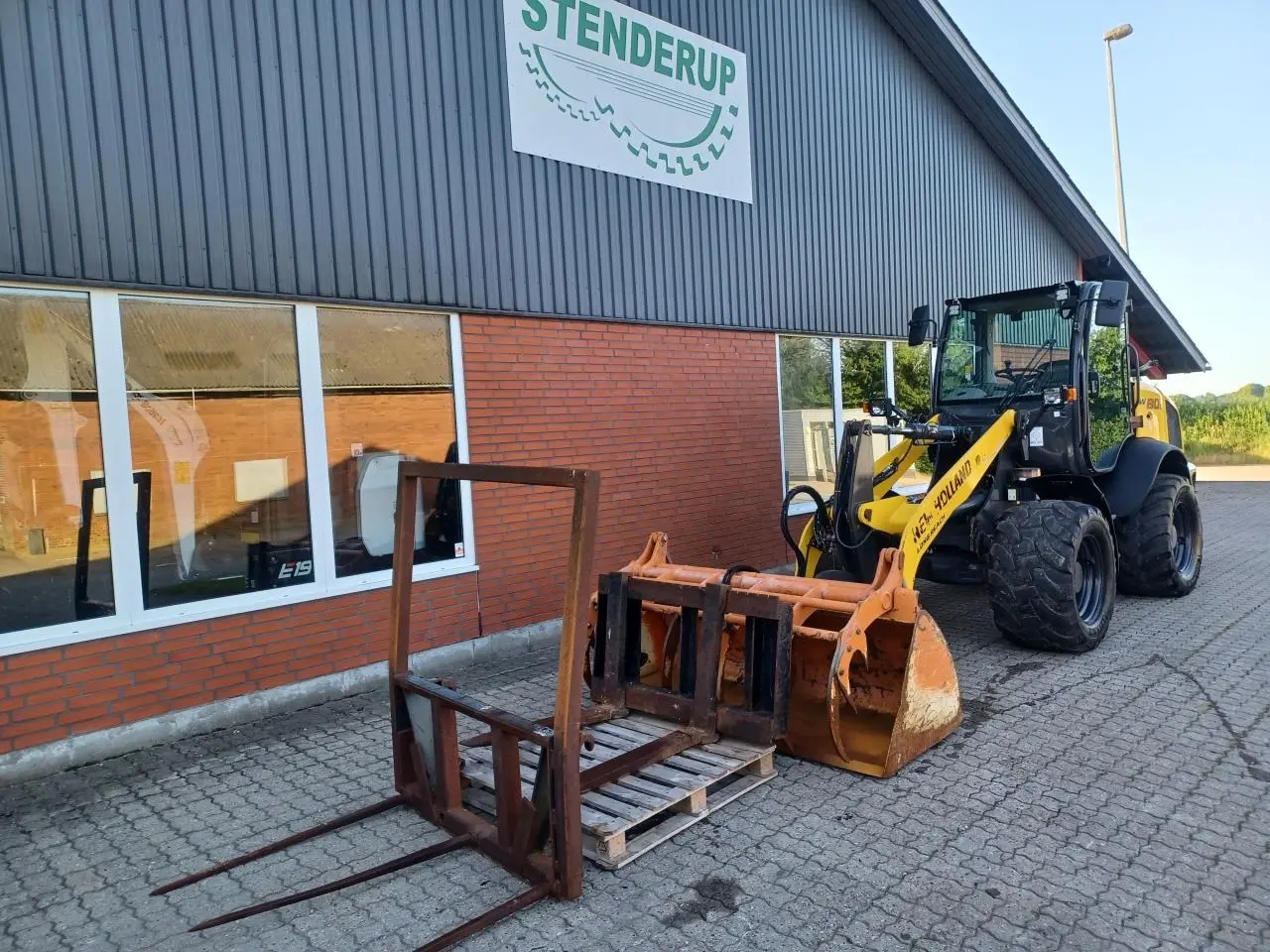 Billede 2 - - - - NEW HOLLAND W80C