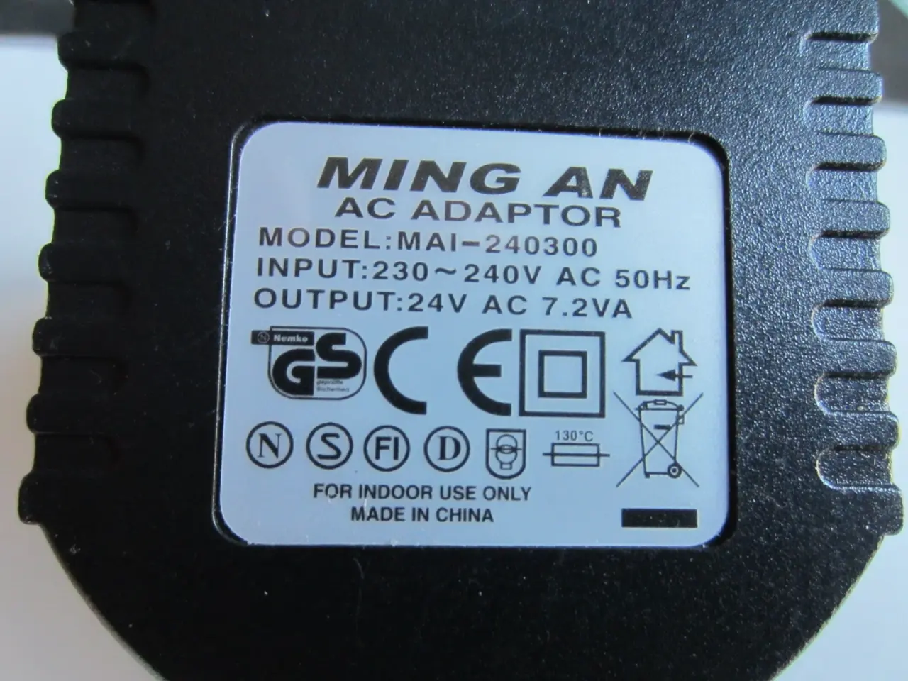 Billede 2 - MING AN AC Adapter 24V~ 300mA 7.2VA strømforsyning