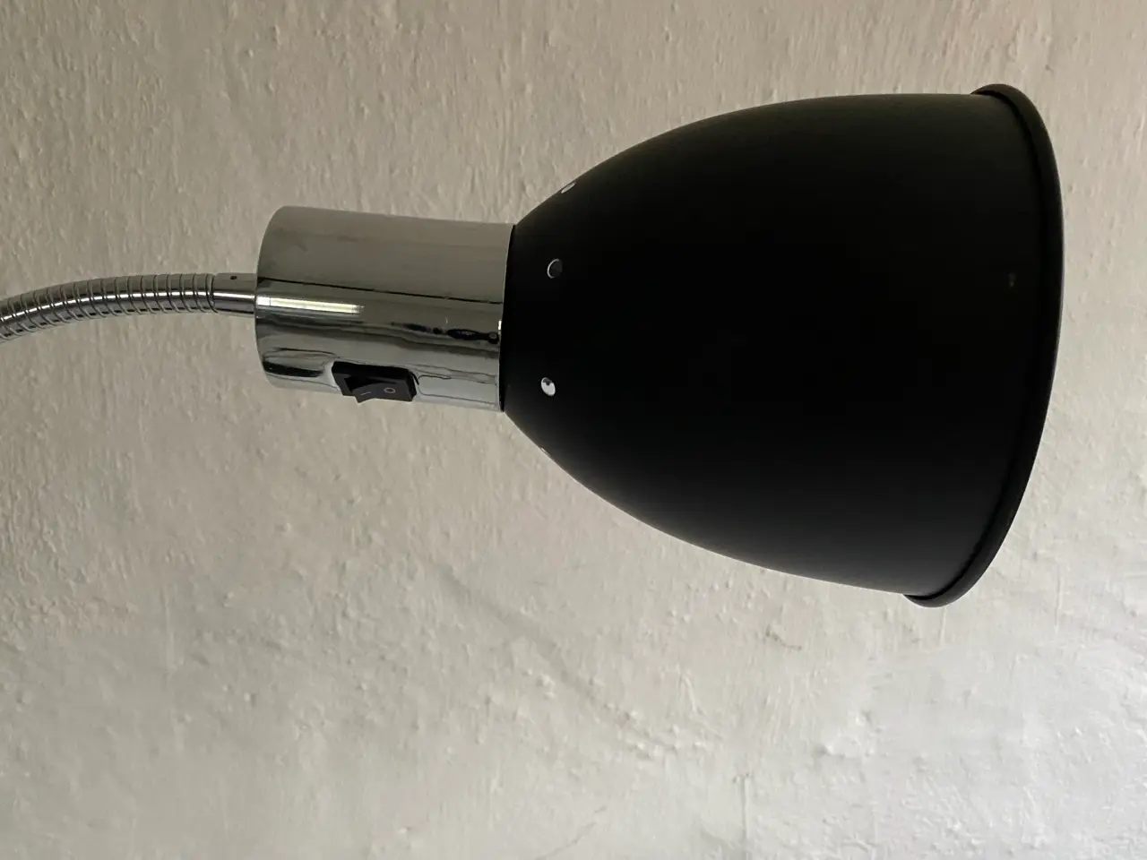 Billede 7 - Sort bordlampe fra Home Collection
