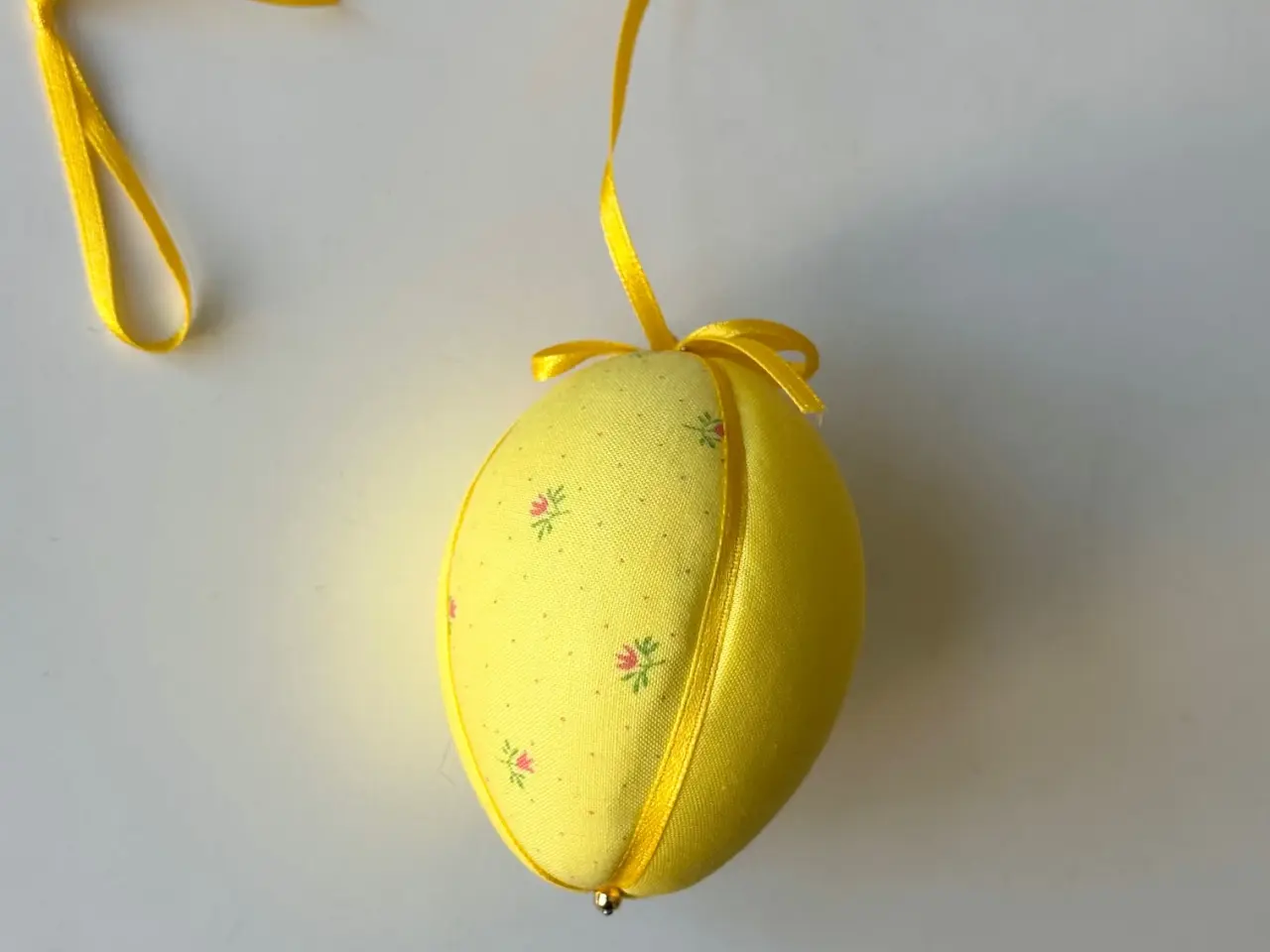 Billede 1 - Mellem påskeæg, gul