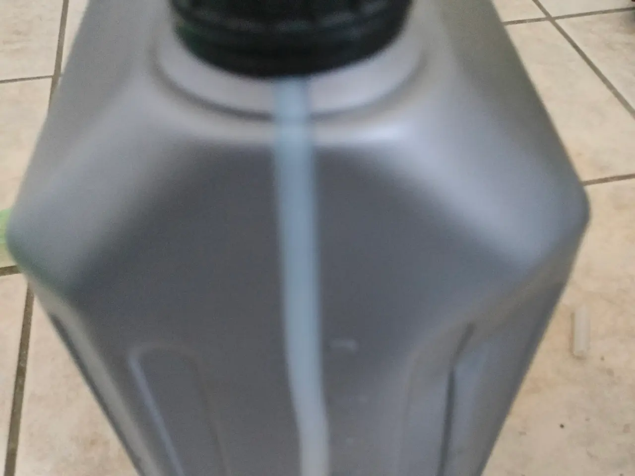 Billede 2 - Bil Oil 5W-30