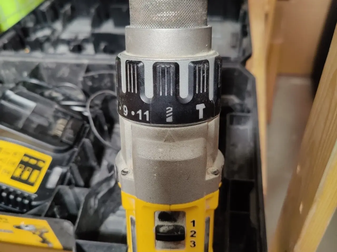 Billede 2 - DeWALT slagbore/skruemaskine 18V (udlejes)