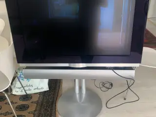 BeoVision 7-40 på drejesokkel