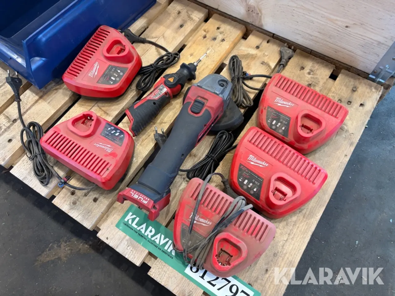 Billede 1 - Assorterede batterier og værktøj Milwaukee - 7 styk