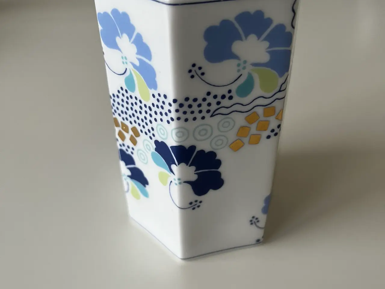 Billede 2 - Bing og Grøndahl, Porcelæn, Skål og fyrfadsstager