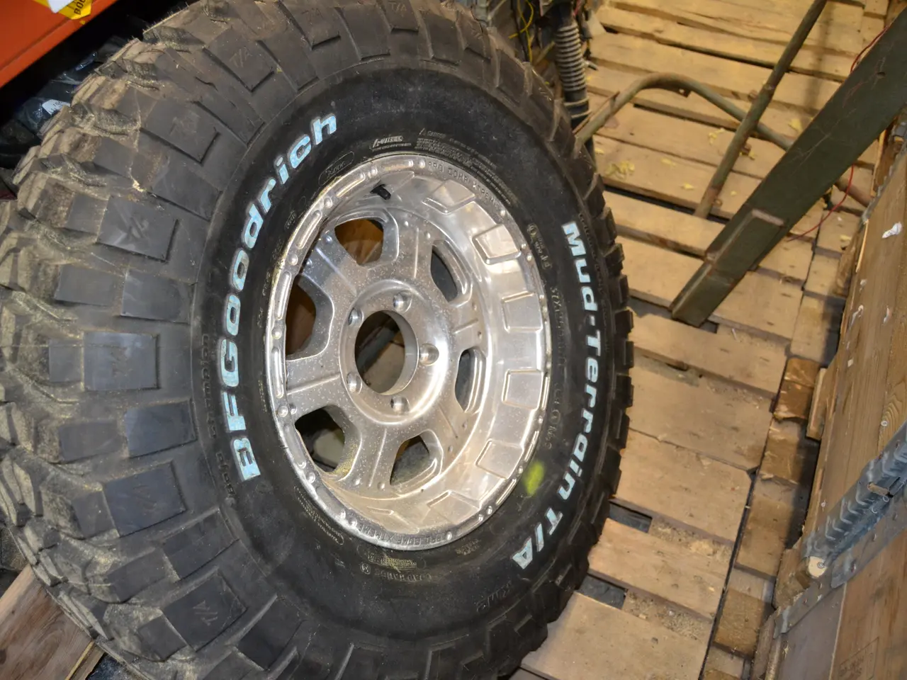 Billede 3 - 37 / 12,50 x 17 BFGoodrich Mud-Terrain T/A KM3