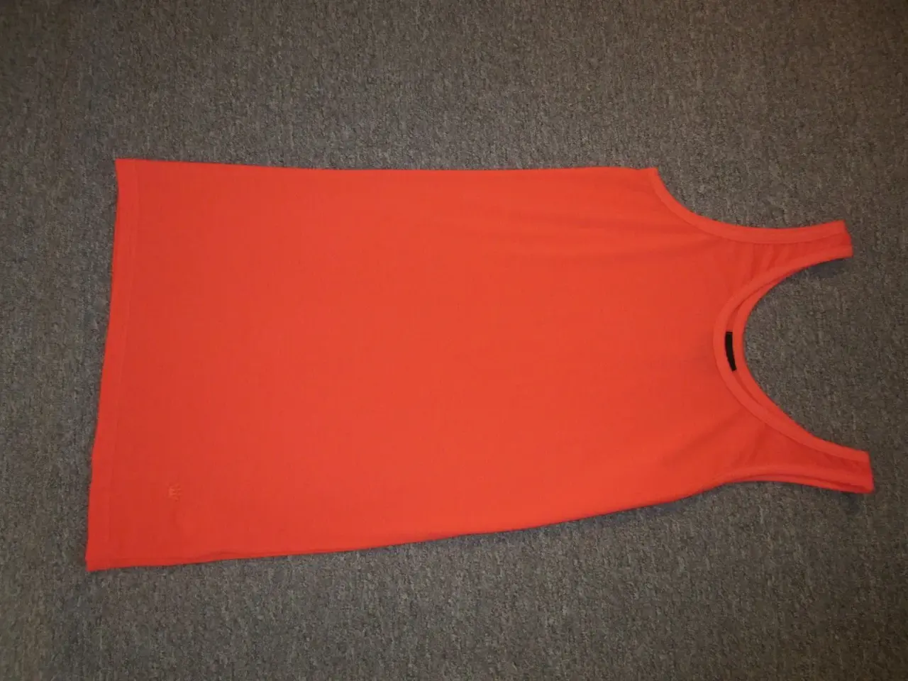 Billede 1 - Flot orange top i str. 14 fra D-XEL