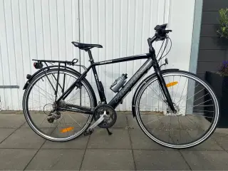 Nishiki. 28" Hjul, 52 cm stel, 24 gear