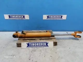 Case 821E Cylinder 87337177