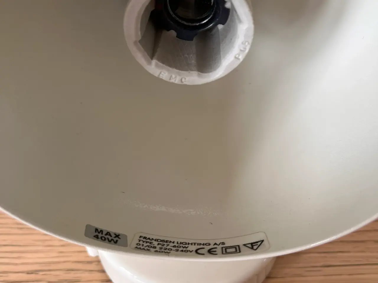 Billede 6 - Hvid retro BALL kuglelampe med magnet