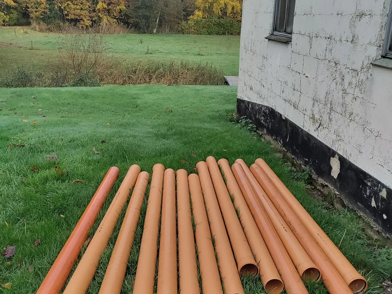 Billede 1 - 28 m PVC Warwin rør