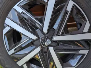 4 næsten nye Goodyear Sommer Dæk Peugeot Logo