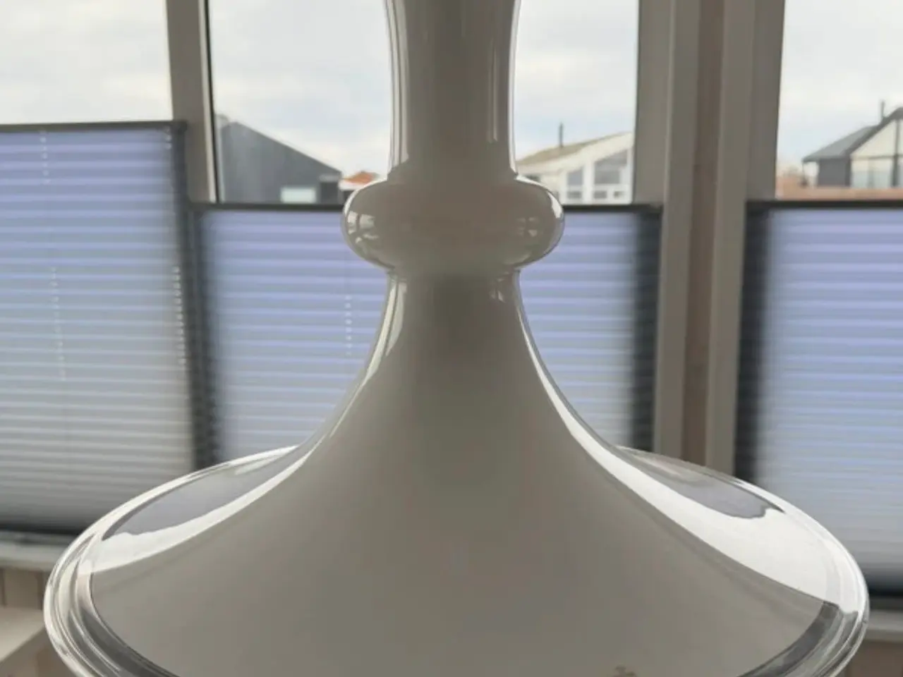 Billede 2 - Hvid loftslampe fra Holmegaard