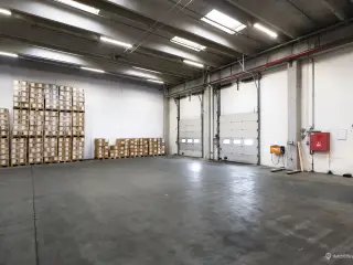 3.531 m² højloftet lager i Vejle nord tæt på motorvej E45