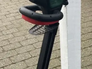 Bosch AdvancedHedgeCut 65 hækkeklipper med 500W