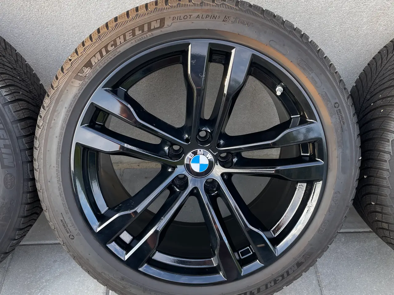 Billede 4 - BMW fælge m/nye vinterdæk