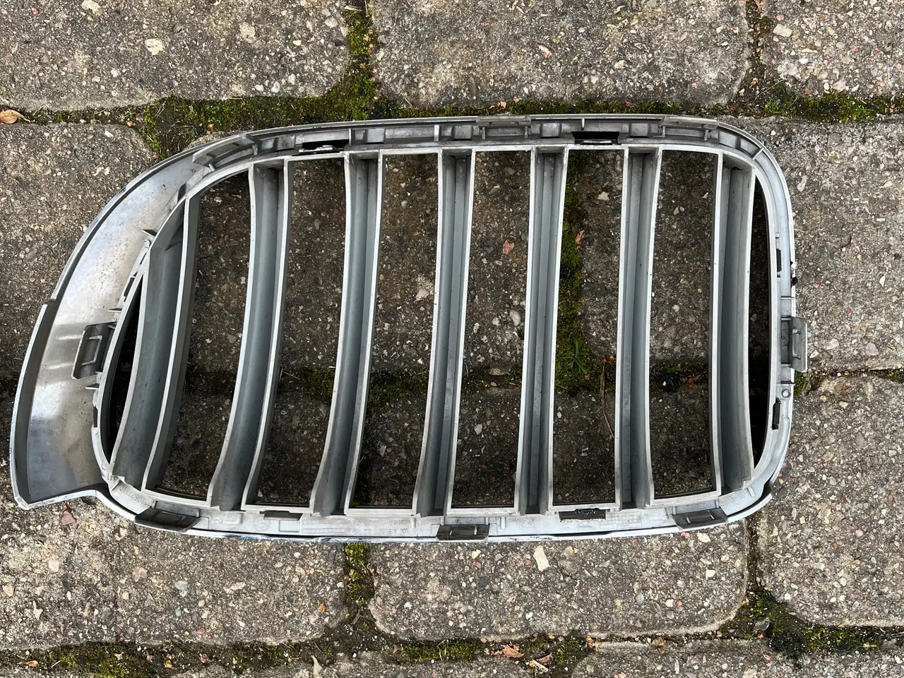 Billede 3 - Originalt BMW F25 (2016) Frontgrill-sæt – Perfekt