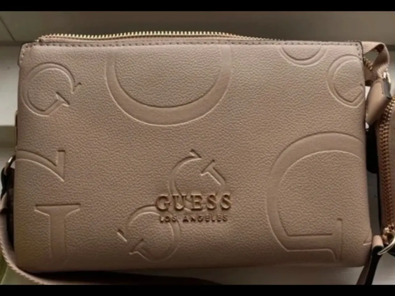 Billede 2 - GUESS crossbody taske kunstlæder beige