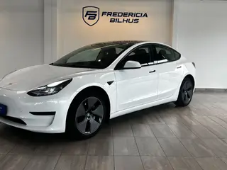 Tesla Model 3 RWD