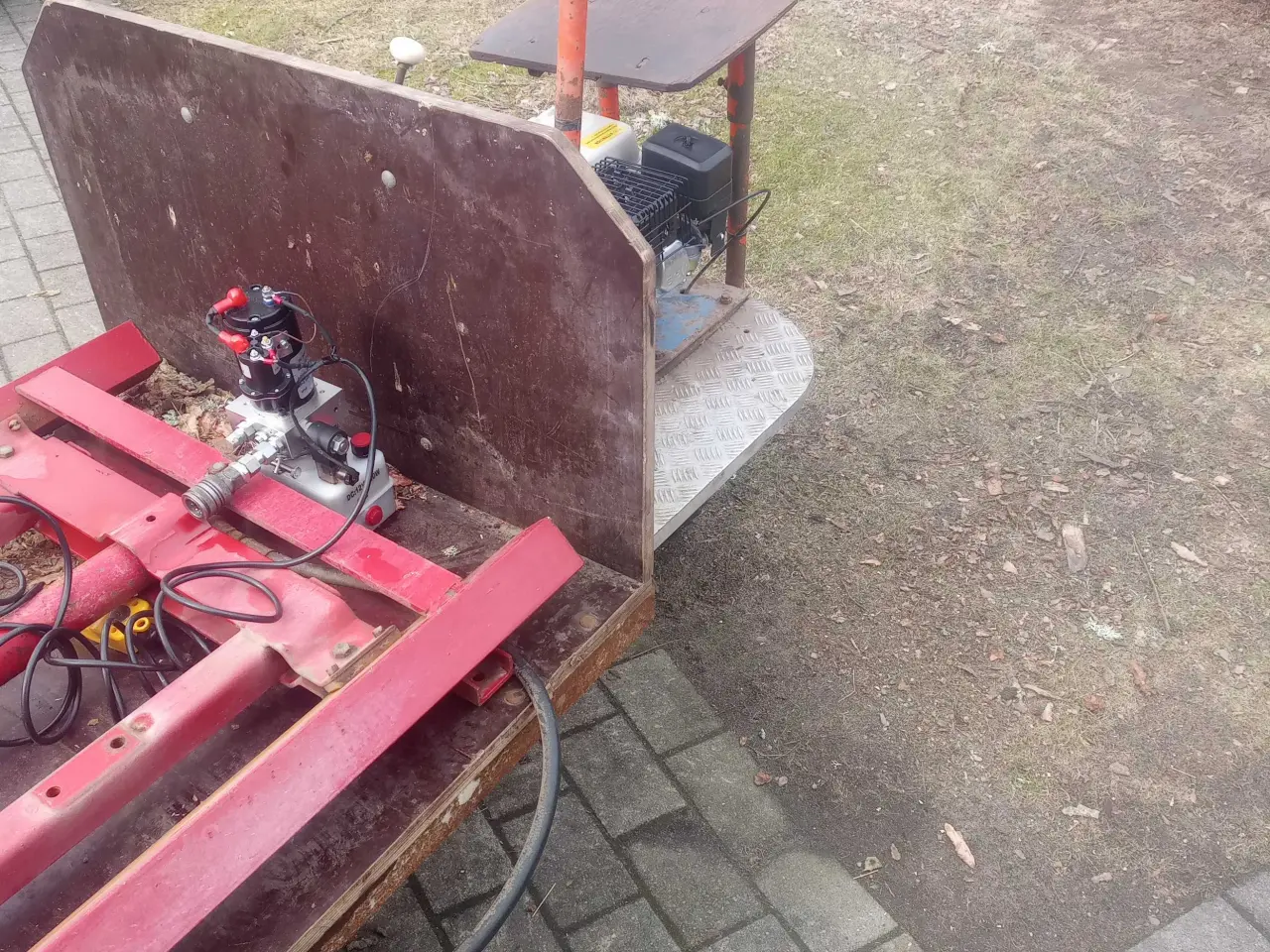 Billede 3 - Kirkegårdsvogn sælges. Kirkegårds traktor. Multi t