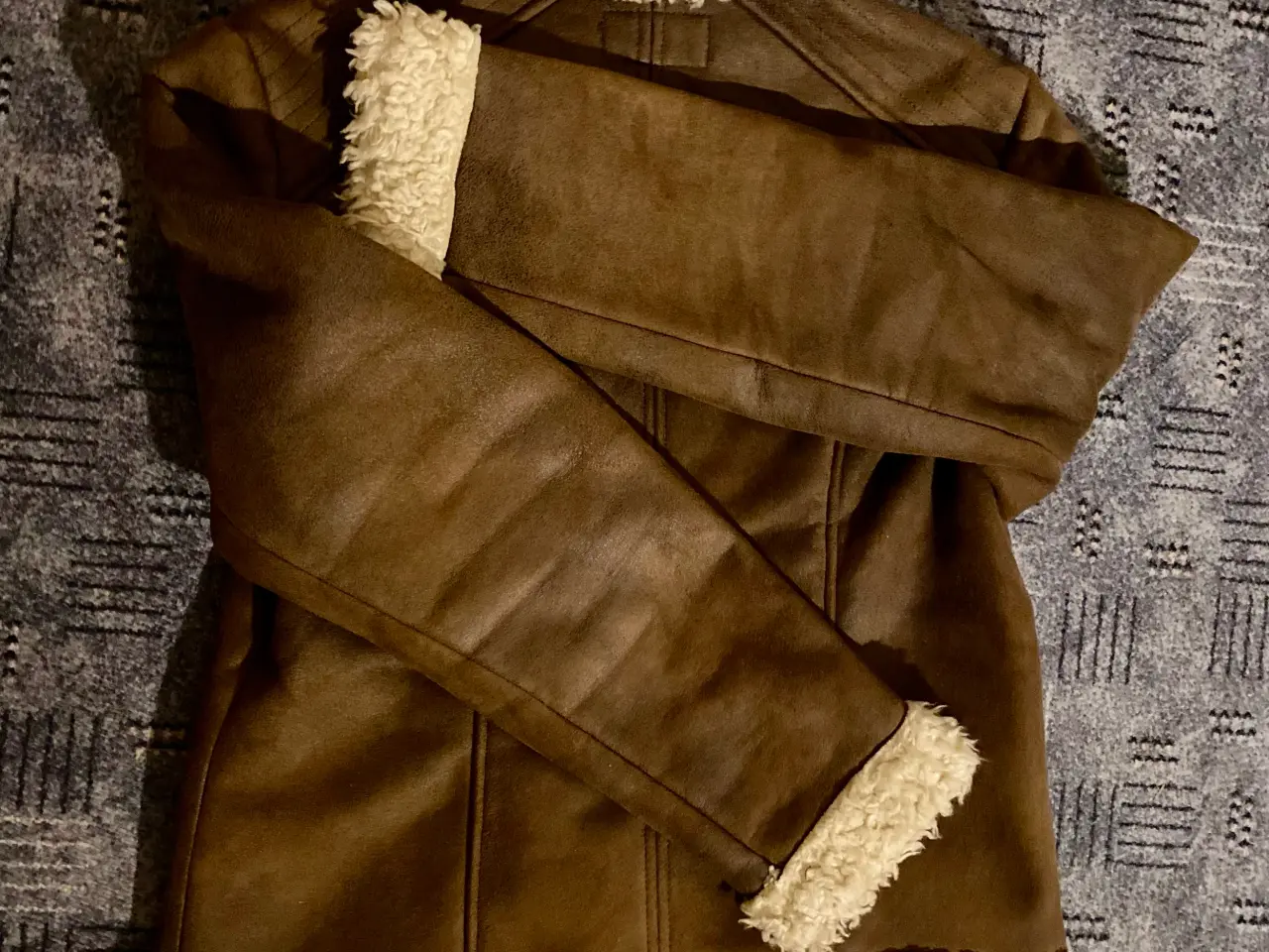 Billede 20 - H&M varm jakke med faux fur foer - 42